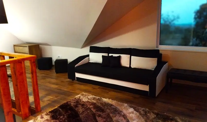 Hunor Vend�gh�z S�toralja�jhely - H�sv�t (min. 2 �j)