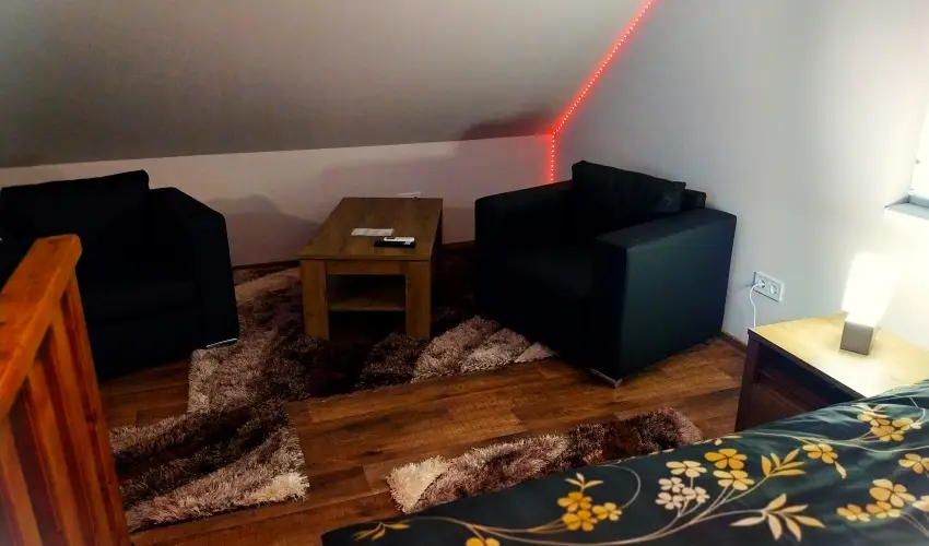 Hunor Vend�gh�z S�toralja�jhely - H�sv�t (min. 2 �j)