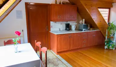 Huszr Vendghz rvnyes