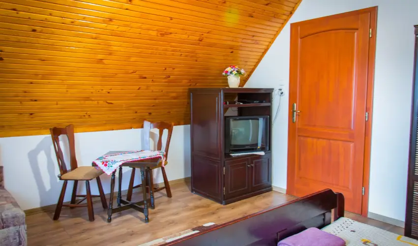 Huszr Vendghz rvnyes - Hsvt (min. 2 j)