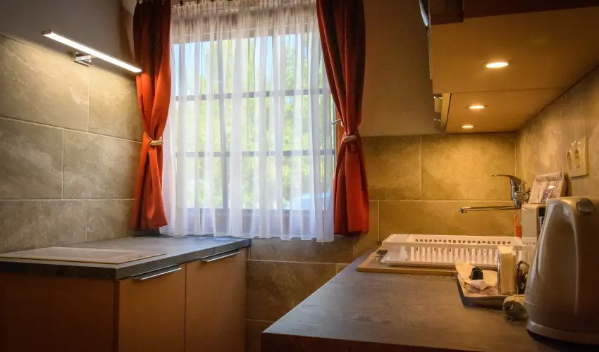 Huszr Vendghz rvnyes - Hsvt (min. 2 j)