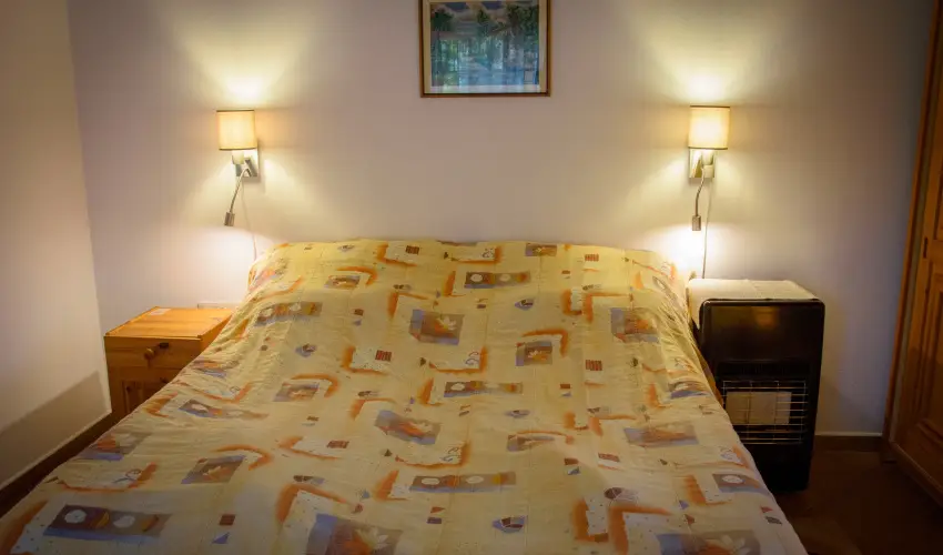 Huszr Vendghz rvnyes - Hsvt (min. 2 j)