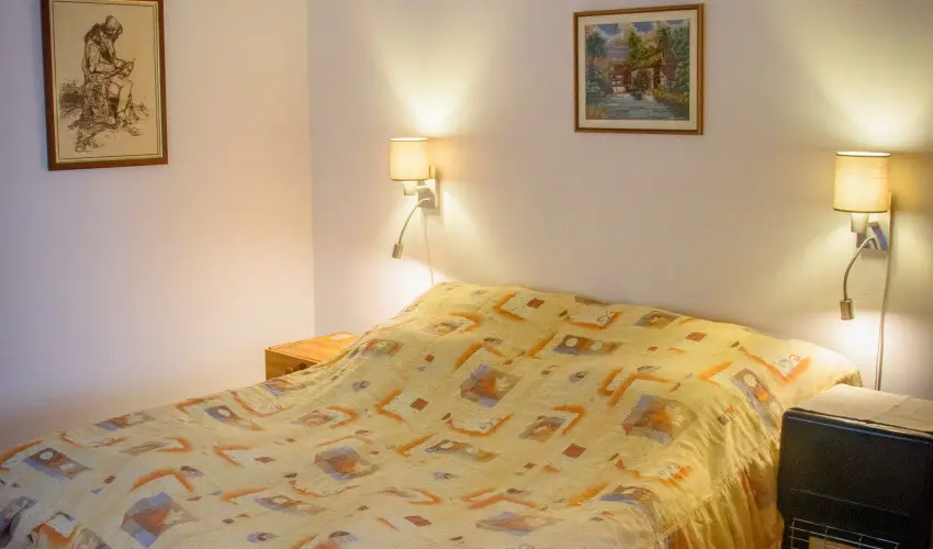 Huszr Vendghz rvnyes - Hsvt (min. 2 j)