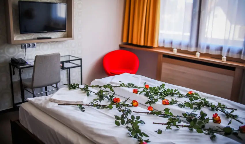 Imola Udvarh�z Eger - H�sv�t (min. 2 �j)