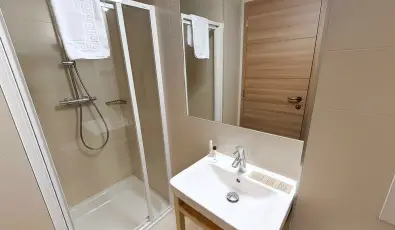 Imola Udvarh�z Eger