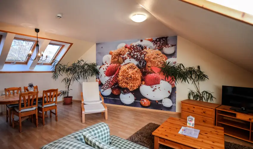 Imola Udvarh�z Eger - H�sv�t (min. 2 �j)