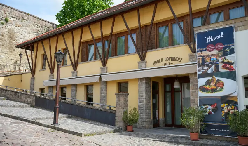 Imola Udvarh�z Eger - H�sv�t (min. 2 �j)