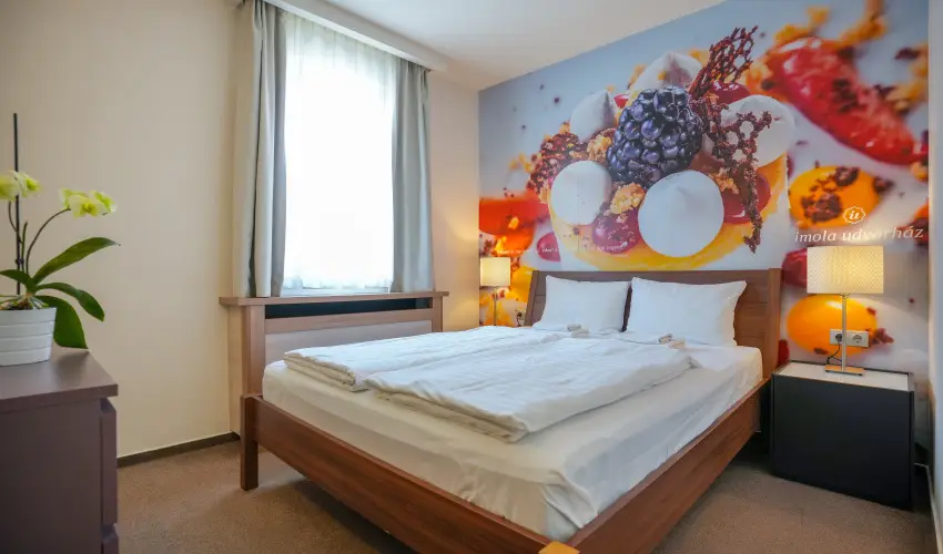 Imola Udvarh�z Eger - H�sv�t (min. 2 �j)