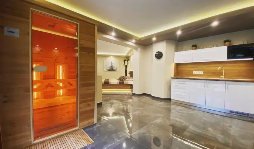 The Jakuzzi Room Miskolctapolca - H�sv�t