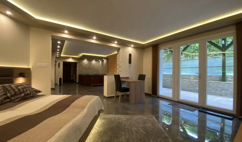 The Jakuzzi Room Miskolctapolca - H�sv�t