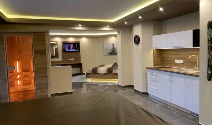 The Jakuzzi Room Miskolctapolca - H�sv�t