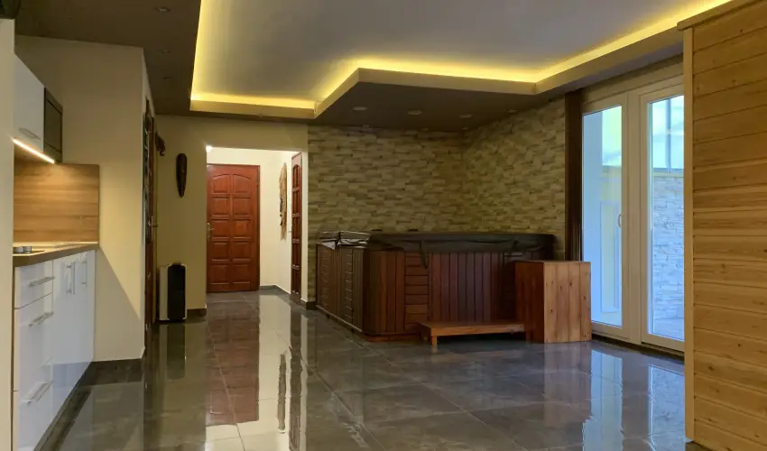 The Jakuzzi Room Miskolctapolca - H�sv�t