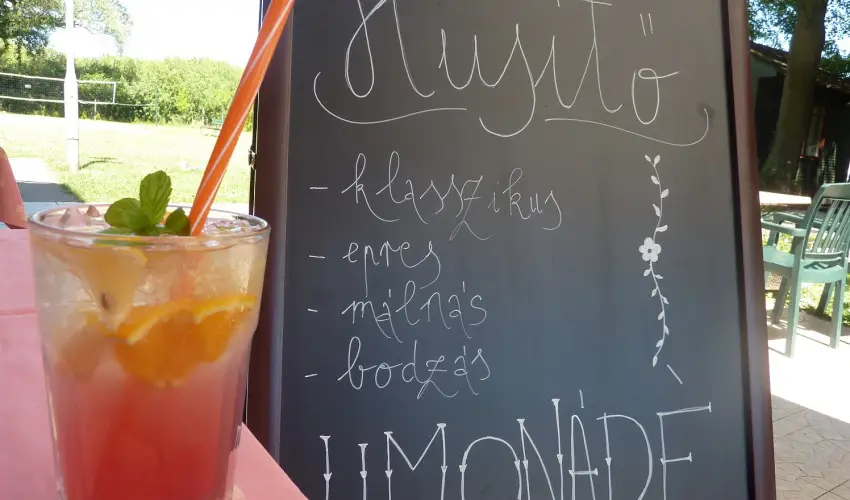 Zsanett Hotel Balatonkeresztr - Hsvt