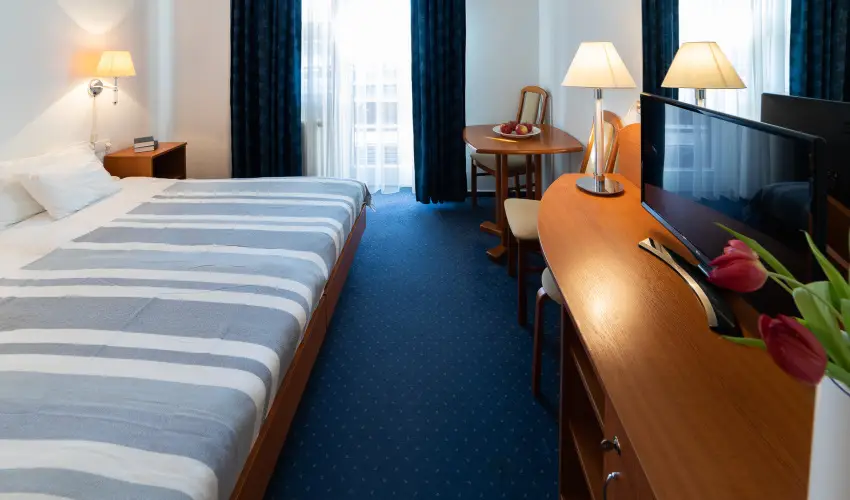 Zsanett Hotel Balatonkeresztr - Hsvt