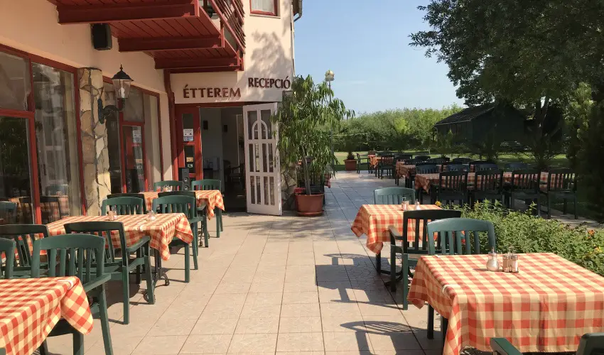 Zsanett Hotel Balatonkeresztr - Hsvt