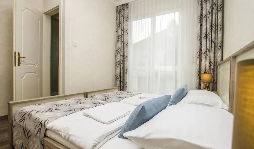 Jrja Panzi Hajdszoboszl - Hsvt