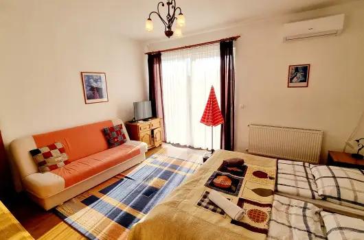 Jkai sor II. Apartman - Hsvt (min. 3 j)