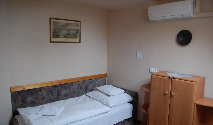 Judit Panzi Tapolca-Gyulakeszi - Hsvt (min. 2 j)