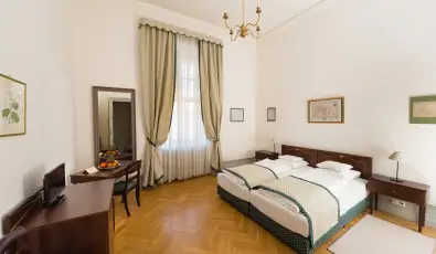 Krolyi Kastly Hotel & Restaurant  Fehrvrcsurg