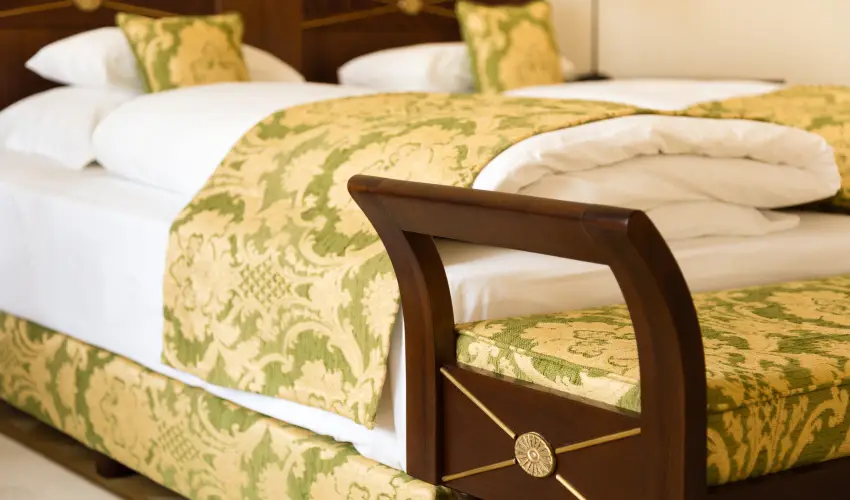 Krolyi Kastly Hotel & Restaurant  Fehrvrcsurg - Hsvt 