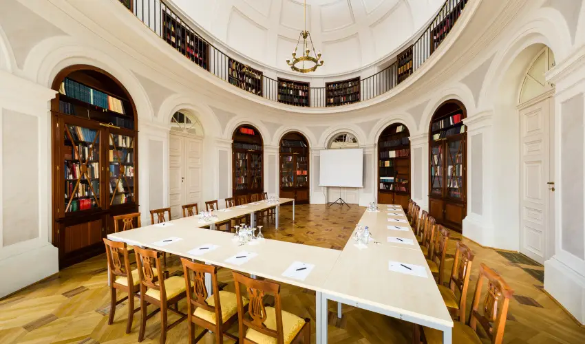 Krolyi Kastly Hotel & Restaurant  Fehrvrcsurg - Hsvt 