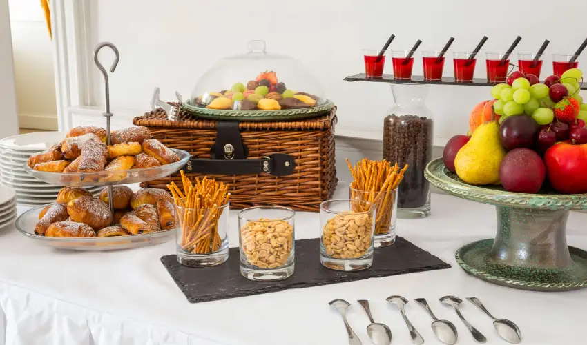 Krolyi Kastly Hotel & Restaurant  Fehrvrcsurg - Hsvt 