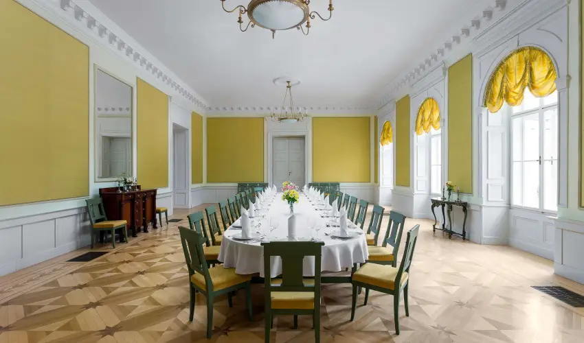 Krolyi Kastly Hotel & Restaurant  Fehrvrcsurg - Hsvt 