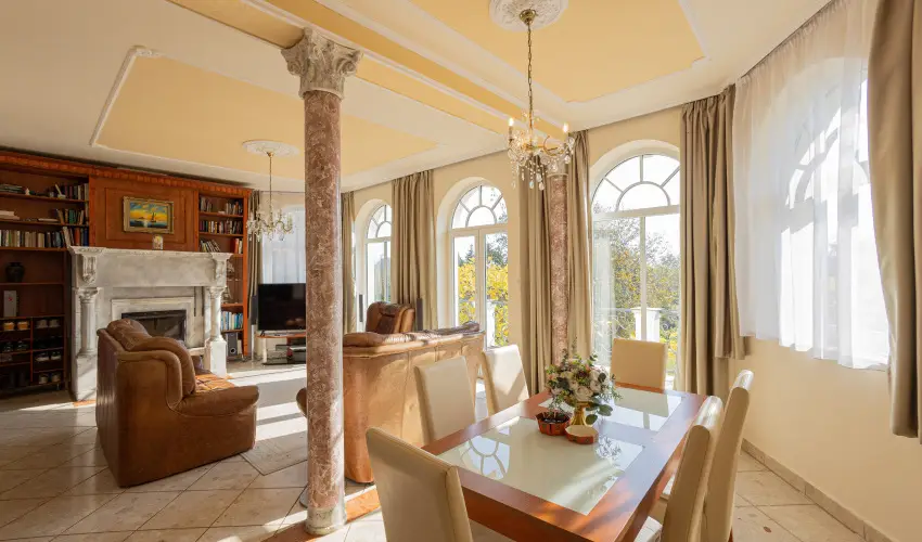 Kastello Vend�gh�z Nagykoz�r - H�sv�t (min. 2 �j)