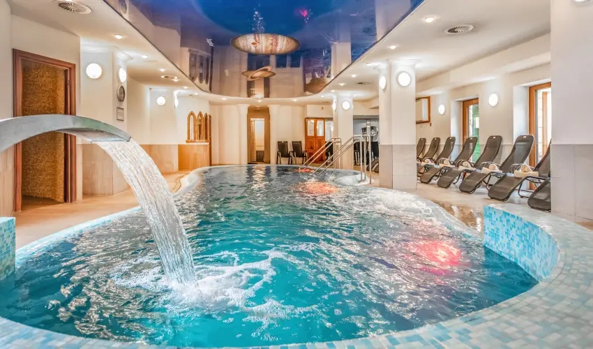 Kast�lyhotel Sasv�r Par�dsasv�r - H�sv�t (min. 3 �j)