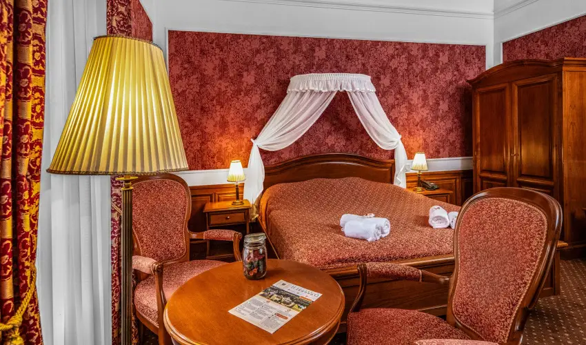 Kast�lyhotel Sasv�r Par�dsasv�r - H�sv�t (min. 3 �j)