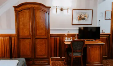 Kast�lyhotel Sasv�r Par�dsasv�r