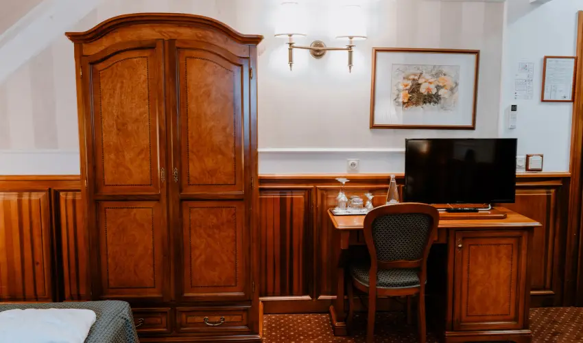 Kast�lyhotel Sasv�r Par�dsasv�r - H�sv�t (min. 3 �j)