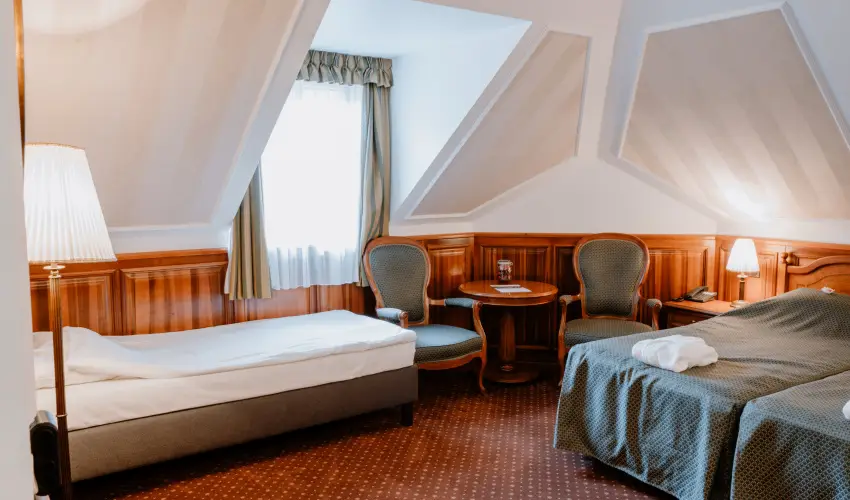 Kast�lyhotel Sasv�r Par�dsasv�r - H�sv�t (min. 3 �j)