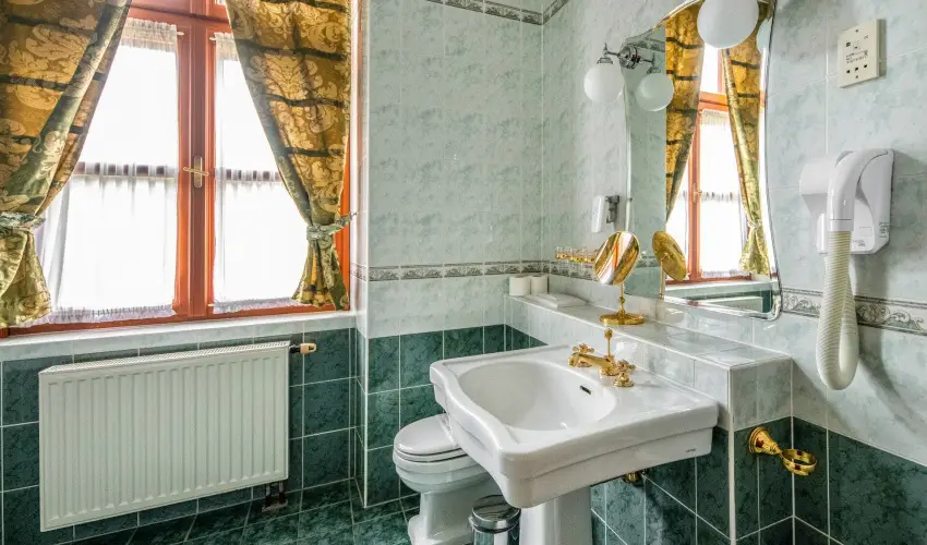 Kast�lyhotel Sasv�r Par�dsasv�r - H�sv�t (min. 3 �j)