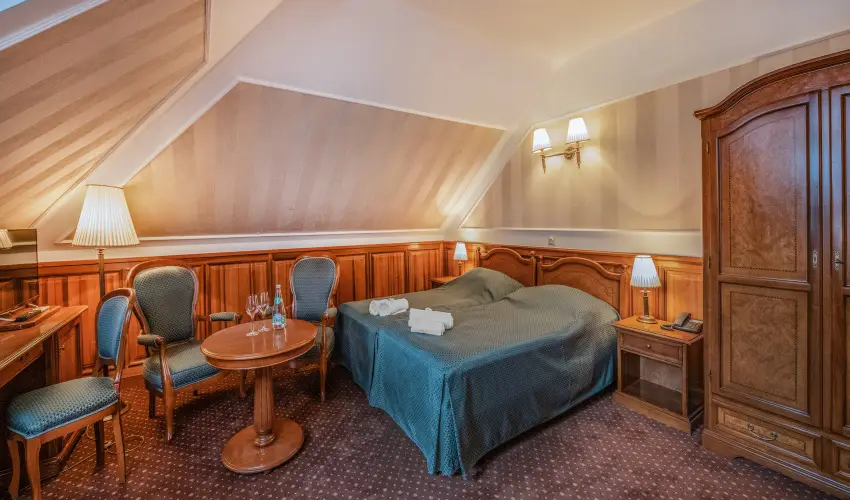 Kast�lyhotel Sasv�r Par�dsasv�r - H�sv�t (min. 3 �j)