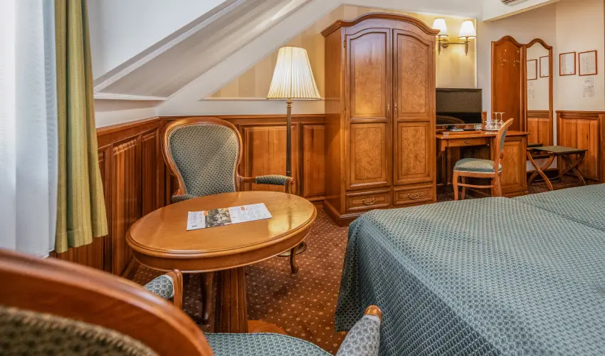 Kast�lyhotel Sasv�r Par�dsasv�r - H�sv�t (min. 3 �j)