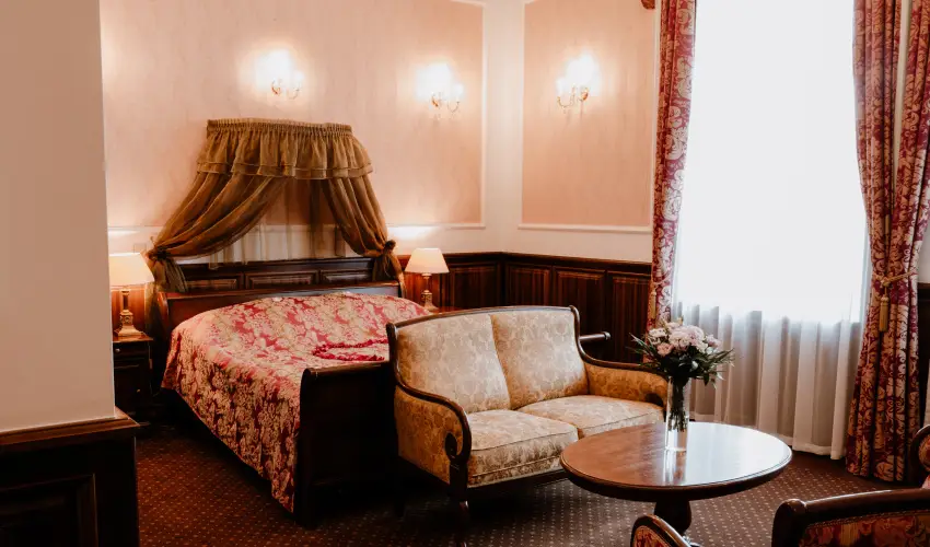 Kast�lyhotel Sasv�r Par�dsasv�r - H�sv�t (min. 3 �j)