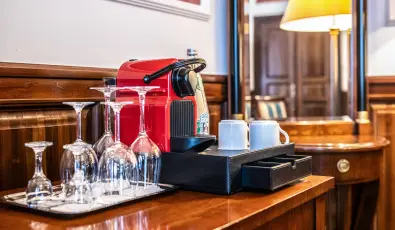 Kast�lyhotel Sasv�r Par�dsasv�r