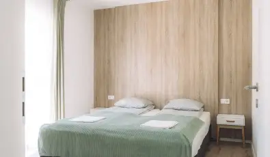 Kat�ng Vend�gh�z Tardos