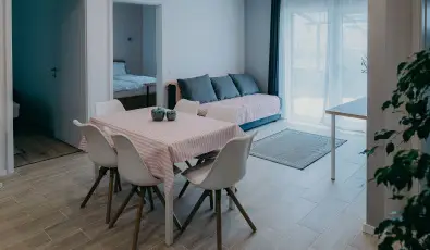 Kat�ng Vend�gh�z Tardos