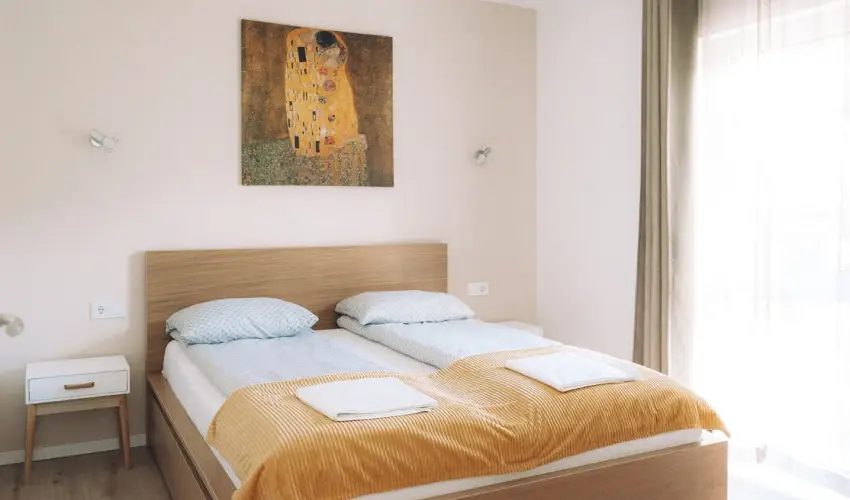 Kat�ng Vend�gh�z Tardos - H�sv�t