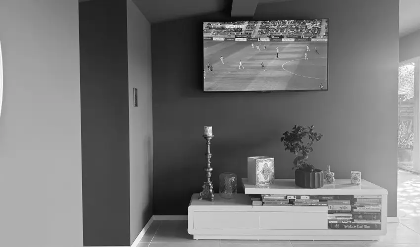 K�kmad�r Vend�gh�z Homokm�gy - H�sv�t