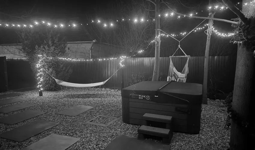 K�kmad�r Vend�gh�z Homokm�gy - H�sv�t