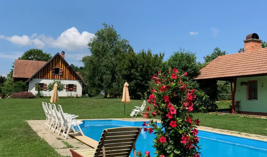 Kerca Bio Farm Kercaszomor - Hsvt (min. 2 j)