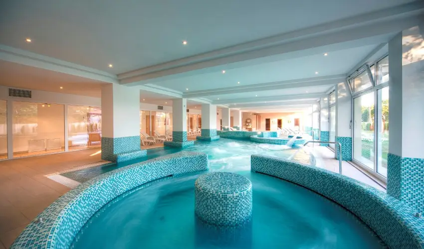 Kt Korona Konferencia & Wellness Hotel Balatonszrsz - Hsvt