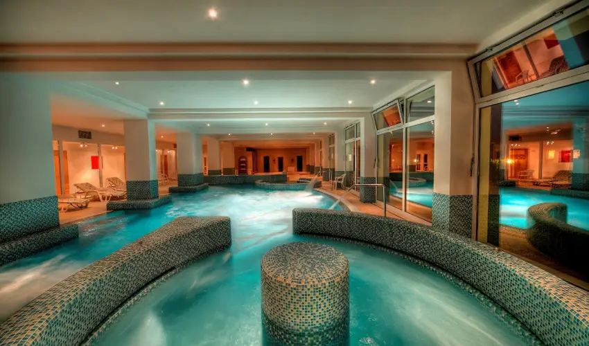 Kt Korona Konferencia & Wellness Hotel Balatonszrsz - Hsvt