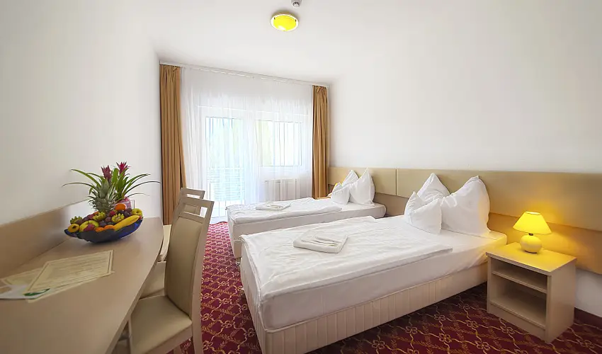 Kt Korona Konferencia & Wellness Hotel Balatonszrsz - Hsvt