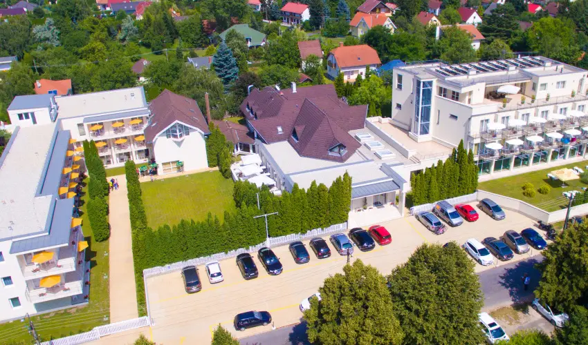 Kt Korona Konferencia & Wellness Hotel Balatonszrsz - Hsvt