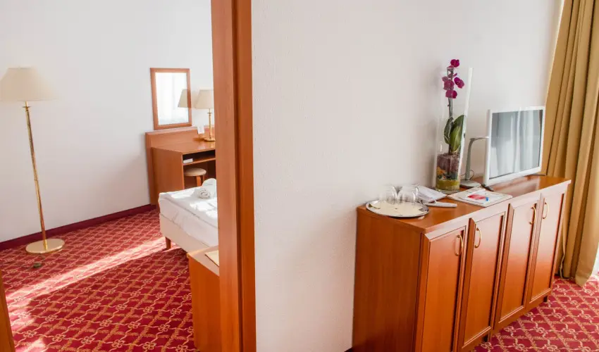 Kt Korona Konferencia & Wellness Hotel Balatonszrsz - Hsvt