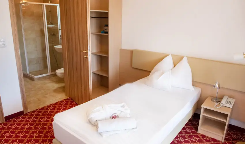 Kt Korona Konferencia & Wellness Hotel Balatonszrsz - Hsvt